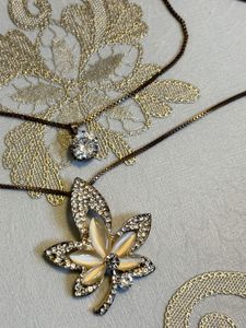 Elegant double chain Flower Pendant Necklace
