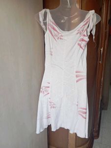 Chic White &amp; Pink Floral Mini Dress