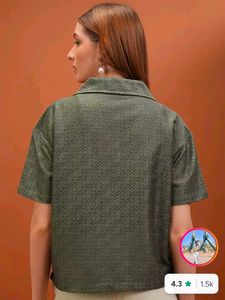 Stylish Green Textured Button-Up Top