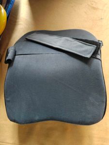 2 car seat neck pillows