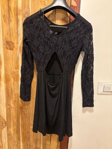 Elegant Black Lace Sleeve Dress