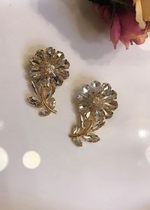 New Exquisite Crystal Flower Earrings