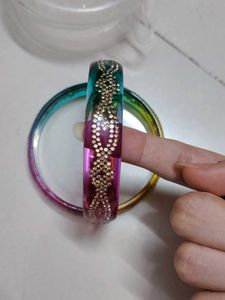 Multicolour glass bangles