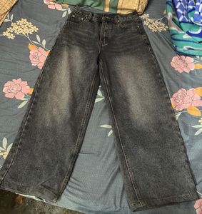 mid rise Wide Leg Washed Denim Jeans