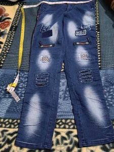 Stylish Distressed Denim Jeans
