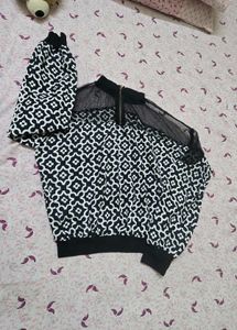Chic Black &amp; White Printed Tunic