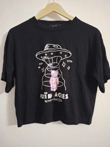 Black Crop T-Shirt