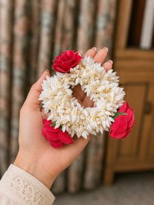 Artificial Red Rose Hair Gajra for Women