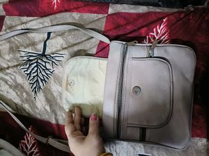 Crossbody Bag - Stylish and Practical
