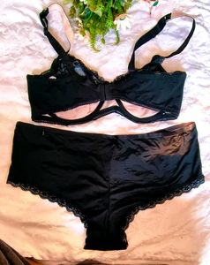 Brand New Lace Bra &amp; Panty Set