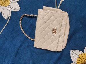 Quilted Chain Handbag