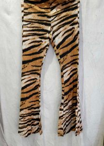 5229. Trendy Tiger Print Flare Pants