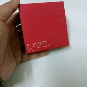 HYE AmplifEYE Eyeshadow Palette