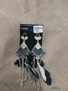 Unique Feather & Chain Drop Earrings