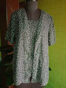 Abstract Print Sleeve Top