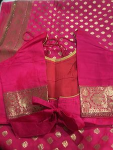 Elegant dark pink banarsi saree