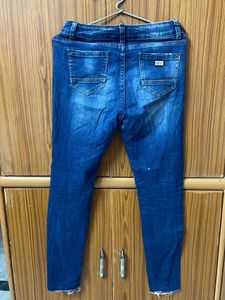 Trendy Ripped Blue Denim Jeans