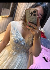 Elegant Embellished Gown🎀❤️