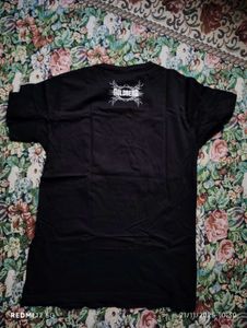 5 Graphic T-shirts (+free 🎁)