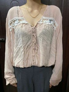 Blouse with Lace Detail