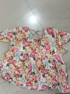 Boho Floral Print V-Neck Top