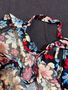 H&amp;M Divided floral wrap around skirt