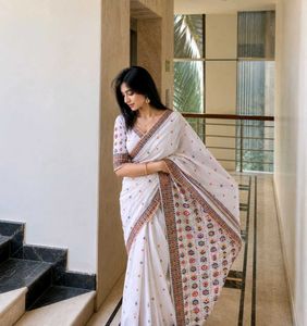 Elegant White mekhela chador