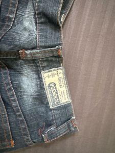 Y2K Jeans – Like New