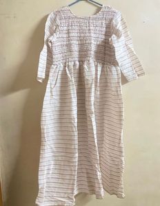Striped Smocked Midi Dress . size - XXL