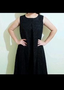 Chic Black Sleeveless Polka Dot Dress