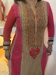 Elegant Pink &amp; Gold Embroidered Kurta