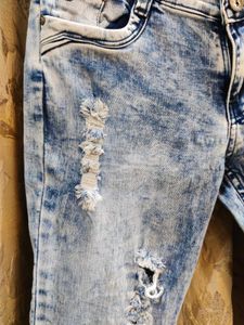Ripped jeans