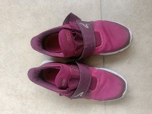 Decathlon Walking Shoes