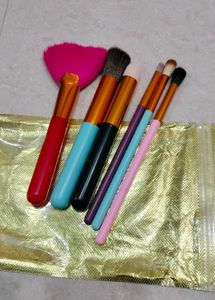 Cosmetic Brush Set with Pouch