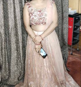 Beautiful crop top new look in discount