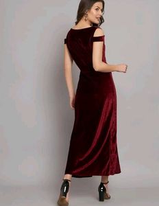 Elegant Velvet Cold Shoulder Maxi Dress