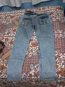 Stylish Blue Wash Jeans
