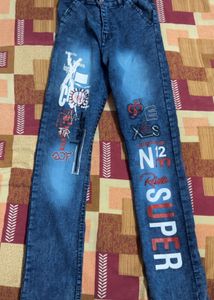 Stylish Blue Graphic Print Jeans