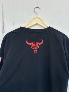 Black 'I AM A HERO' Graphic T-Shirt