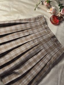 Mauve Checkered Tennis skirt