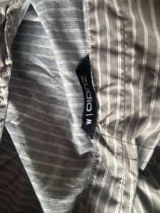 Stylish Striped Cropped Shirt with zip.