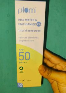 Plum Rice Water & Niacinamide Sunscreen