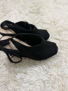 y2k Black Suede Wedge Sandals