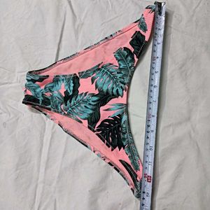 Tropical ⚛️Leaf Print Bikini Bottom