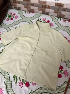 Pale Yellow Collared Short Sleeve Shirt