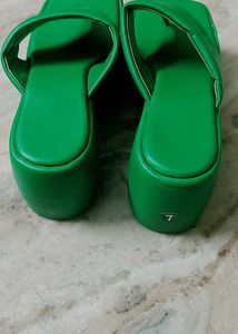 Green Square Toe Thong Sandals