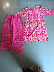 Vibrant Pink Leaf Print Kurta Set