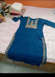 Elegant Blue Embroidered Kurta