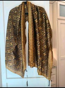 Louis Vuitton scarf