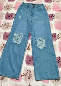 Distressed Wide Leg Jeans